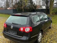 Gebraucht VW Passat 140 PS (102 kW) 2008 Schwarz Kombi
