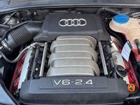 Second-hand Audi A6 177 CP (130 kW) 2005 Argintiu Break