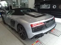 Gebraucht Audi R8 Spyder Performance 570 PS (419 kW) 2022 Florettsilber metallic Cabrio