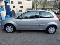 Gebraucht Ford Fiesta Trend 109 PS (80 kW) 2008 Grau Kleinwagen