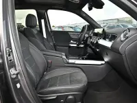 Gebraucht Mercedes GLB200 AMG line 163 PS (119 kW) 2026 Grau / mountaingrau SUV