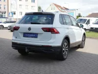 Gebraucht VW Tiguan Active 150 PS (110 kW) 2022 Weiß SUV