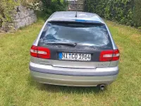 Gebraucht Volvo V40 122 PS (89 kW) 2001 Grau Kombi