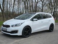 Gebraucht Kia Ceed 136 PS (100 kW) 2018 Weiß Kleinwagen
