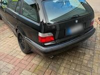 Gebraucht BMW 323 170 PS (125 kW) 1997 Schwarz Kombi