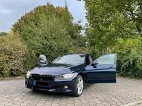Gebraucht BMW 320 184 PS (135 kW) 2012 Blau Limousine