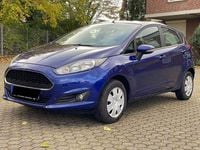 Gebraucht Ford Fiesta Trend 82 PS (60 kW) 2017 Indicblau metallic Kleinwagen