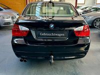 Gebraucht BMW 325 218 PS (160 kW) 2005 Schwarz Limousine
