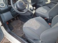 Gebraucht Ford Ka Trend 69 PS (50 kW) 2014 Weiß Kleinwagen