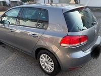 Gebraucht VW Golf VI Team 105 PS (77 kW) 2010 Grau Kleinwagen