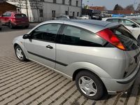 Gebraucht Ford Focus 100 PS (73 kW) 2003 Silber Kleinwagen