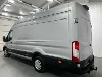 Używany Ford Transit 131 KM (96 kW) 2020 Srebrny Van