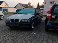 Second-hand BMW 318 150 CP (110 kW) 2000 Negru Break