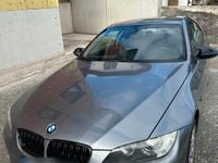 Gebraucht BMW 330 272 PS (200 kW) 2007 Grau Coupé
