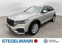 Gebraucht VW Touareg 231 PS (169 kW) 2025 Sechura beige metallic SUV
