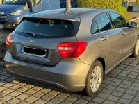 Gebraucht Mercedes A180 122 PS (89 kW) 2014 Grau Kleinwagen