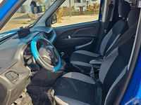 Gebraucht Fiat Doblò 95 PS (69 kW) 2018 Blau Van / Kleinbus