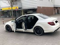 gebraucht Mercedes C63 AMG AMG SPEEDSHIFT MCT 6.3 V8 Liebhaber Hand