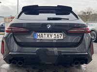 Gebraucht BMW M5 Performance 727 PS (534 kW) 2025 Fire red metallic Kombi