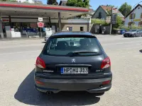 Gebraucht Peugeot 206+ Basis 68 PS (50 kW) 2010 Grau Kleinwagen