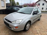 Używany Ford Focus Trend+ 75 KM (55 kW) 1999 Srebrny Sedan/Limuzyna
