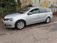 Gebraucht VW Passat 122 PS (89 kW) 2011 Limousine