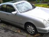Gebraucht Mercedes E200 Elegance 136 PS (100 kW) 1998 Silber Limousine