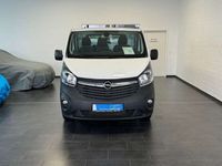 gebraucht Opel Vivaro 3 Sitze, PDC, Navi, Klima, Tempomat, L1H1 2,9T