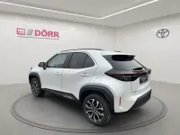 Gebraucht Toyota Yaris 130 PS (95 kW) 2024 Platinumweiß perleffekt Kleinwagen