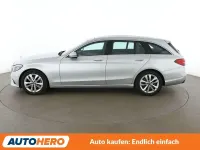 Gebraucht Mercedes C180 Avantgarde 156 PS (114 kW) 2019 Grau Kombi