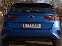Gebraucht Kia Ceed Vision 140 PS (102 kW) 2018 Blau Kleinwagen