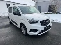 Gebraucht Opel Combo Elegance 131 PS (96 kW) 2022 Jade weiss/arktis weiss Van / Kleinbus