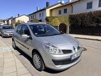 Gebraucht Renault Clio III Dynamique 111 PS (81 kW) 2006 Silber Limousine