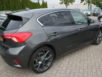 Gebraucht Ford Focus Cool & Connect 101 PS (74 kW) 2019 Grau Limousine
