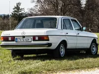 Gebraucht Mercedes 230 131 PS (96 kW) 1984 Weiß Limousine