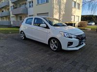 Gebraucht Mitsubishi Space Star 71 PS (52 kW) 2024 Weiß Limousine