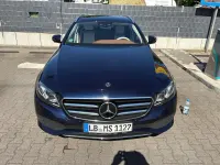 Gebraucht Mercedes E220 Avantgarde 194 PS (142 kW) 2017 Blau Kombi