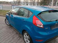 Gebraucht Ford Fiesta 80 PS (58 kW) 2013 Blau Kleinwagen