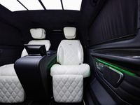 Gebraucht Mercedes V300 237 PS (174 kW) 2024 Schwarz Van / Kleinbus