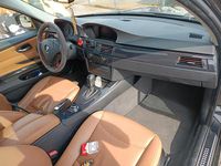 Brugt BMW 320 177 HK (130 kW) 2009 Sort Sedan