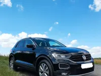 Second-hand VW T-Roc Style 116 CP (85 kW) 2020 Negru SUV