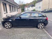 Gebraucht BMW 116 122 PS (89 kW) 2006 Schwarz Kleinwagen