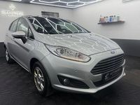 Gebraucht Ford Fiesta Titanium 101 PS (74 kW) 2013 Silber Kleinwagen