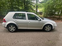 Gebraucht VW Golf IV 115 PS (84 kW) 2000 Silber Kleinwagen