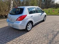 Gebraucht Nissan Tiida 110 PS (80 kW) 2010 Grau Kleinwagen