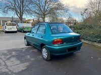 Gebraucht Mazda 121 74 PS (54 kW) 1996 Kleinwagen
