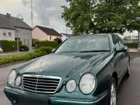Gebraucht Mercedes E430 Avantgarde 279 PS (205 kW) 2001 Grün Limousine
