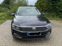 Gebraucht VW Passat Highline 220 PS (161 kW) 2017 Grau Kombi