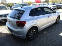 Gebraucht VW Polo Active 95 PS (69 kW) 2021 Silber Kleinwagen