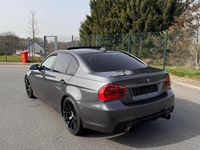 Gebraucht BMW 330 300 PS (220 kW) 2006 Limousine